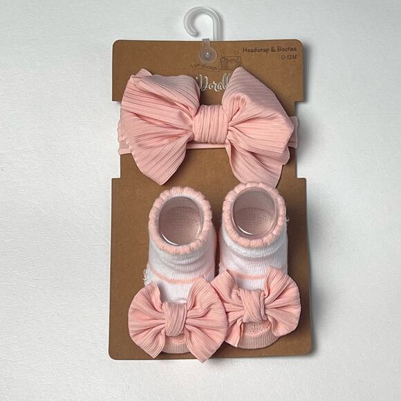 So Dorables Baby Girl’s Headerap and Booties Sz 0-12M - Picture 1 of 8